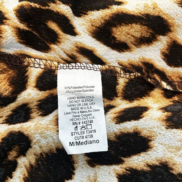 Women’s Kimono Fashion Nova Leopard Print Long Sleeve Silky Jacket Size Medium - Picture 4 of 7